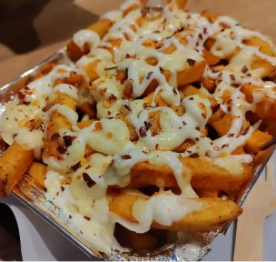 PERI PERI BAKED CHEESE FRIES