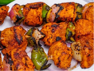 CHICKEN IDYADRABADI TIKKA