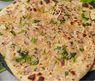 ONION KULCHA